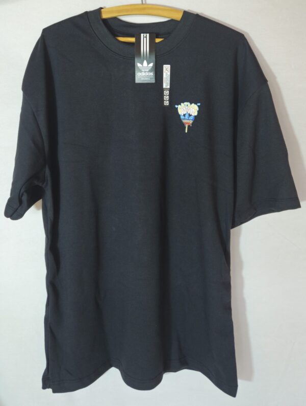 Camiseta Adidas - Oversized